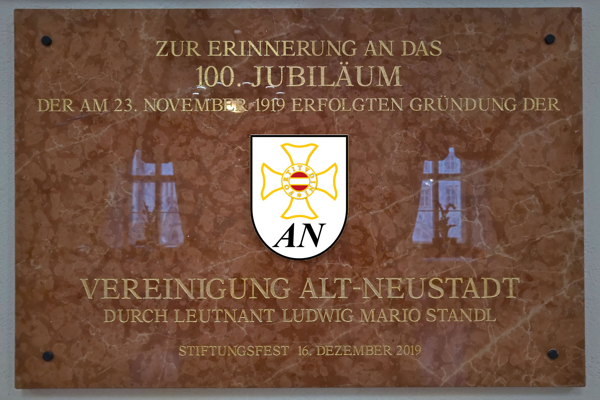 Gedenktafel 100 Jahre Alt Neustadt